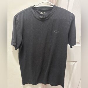 Oakley Men’s Small Black T-Shirt Regular Fit Logo Tee Casual Basic Shirt